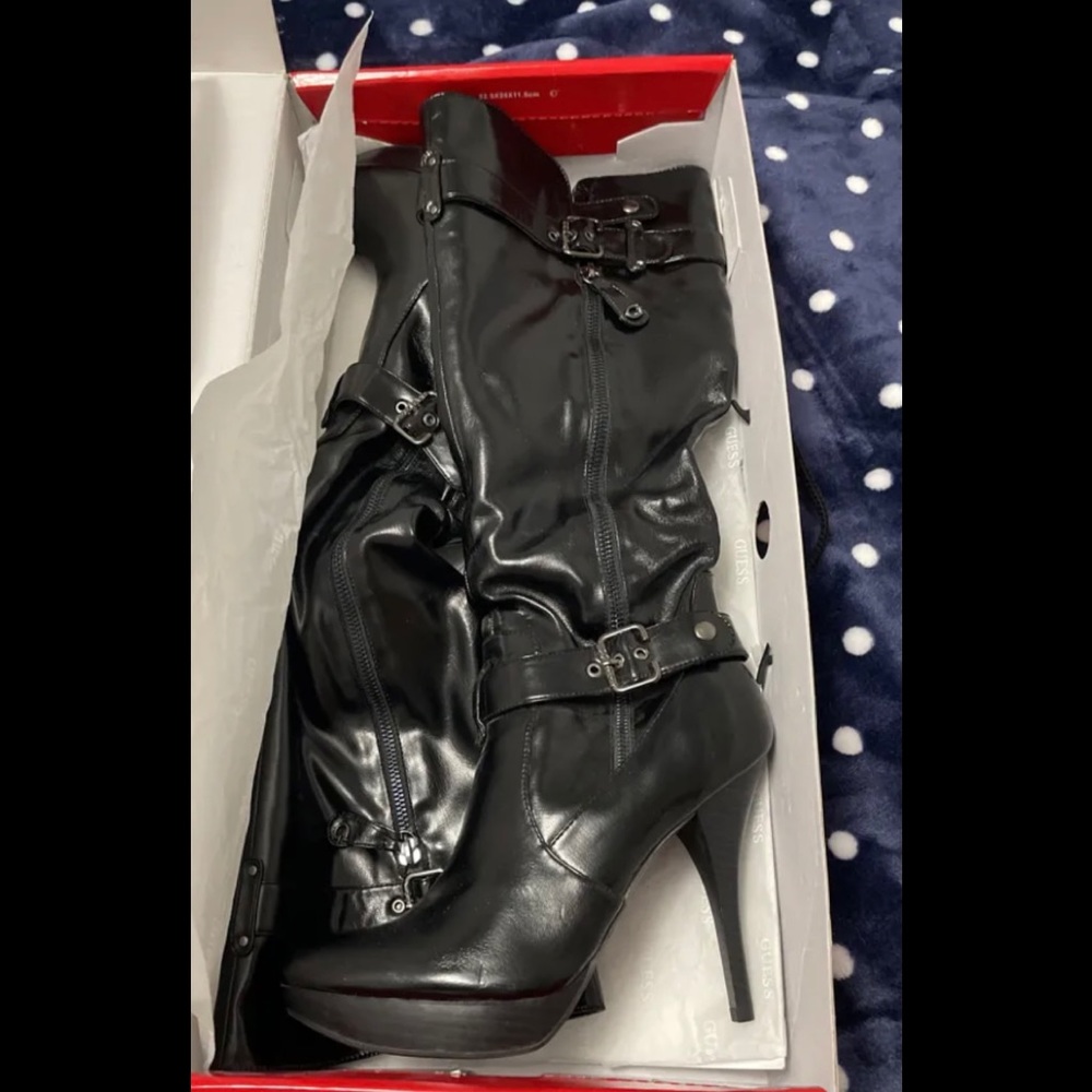 Guess- Black High Heeled Boots